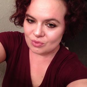 Meet your Posher, Ember